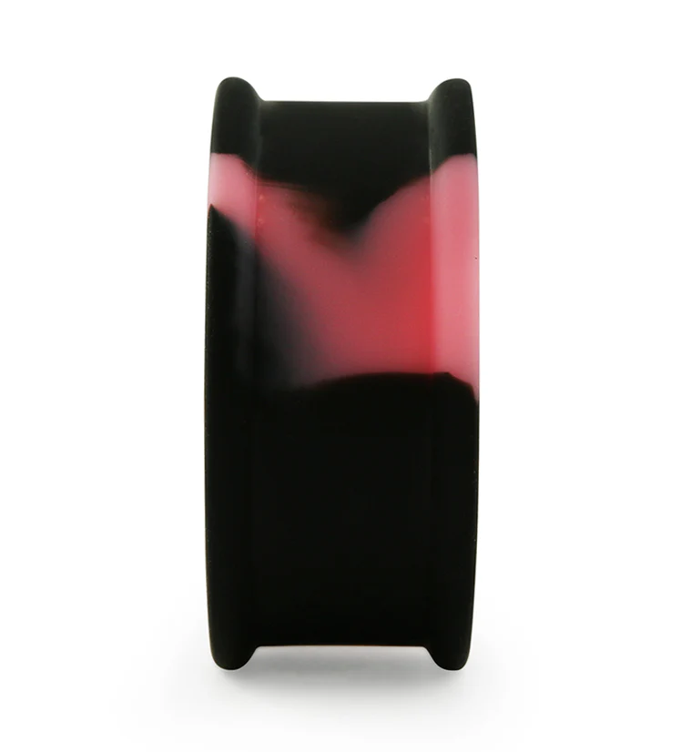 Pink And Black Double Flare Silicone Plugs - Image 4