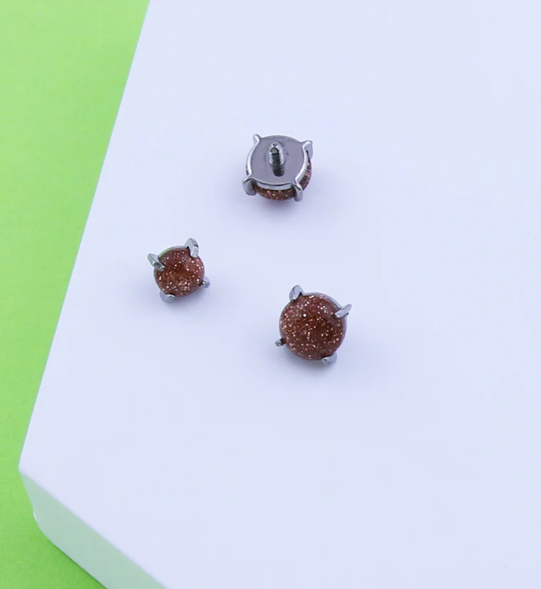 Prong Set Gold Sandstone Titanium Internally Threaded Top - Image 2