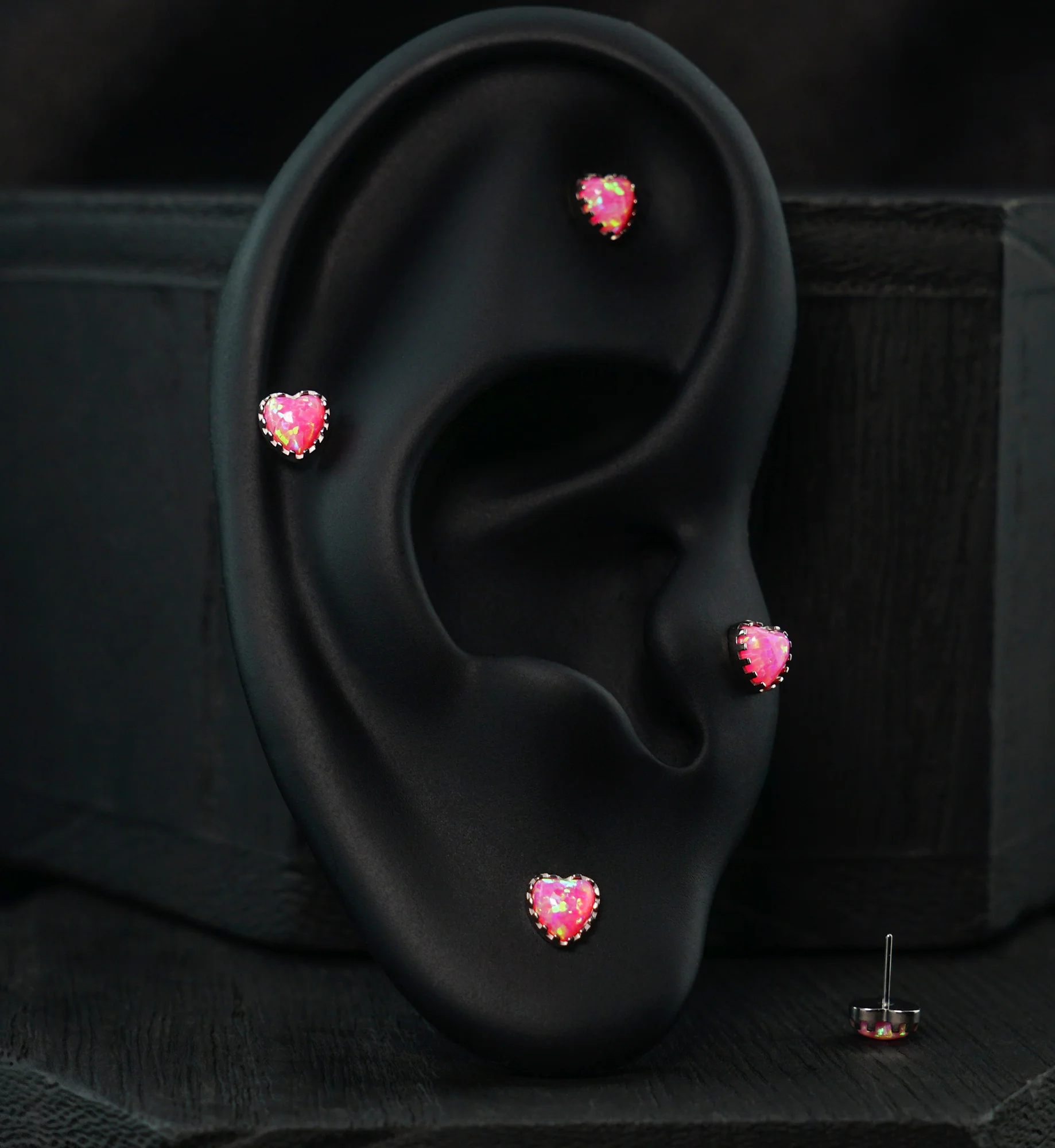 Prong Pink Opalite Heart Titanium Threadless Top - Image 2