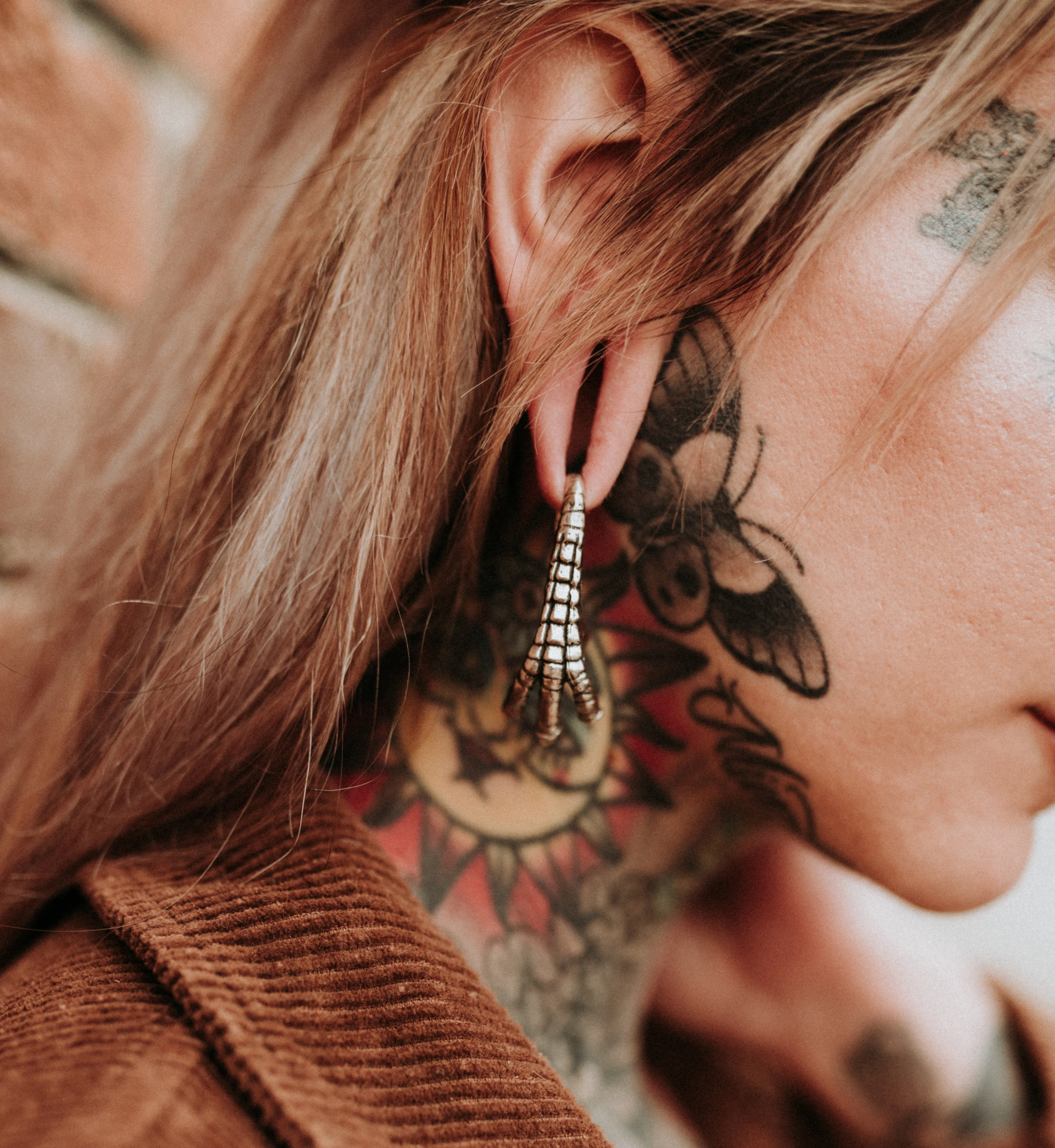 Raven Claw Brass Ear Weights - Image 5