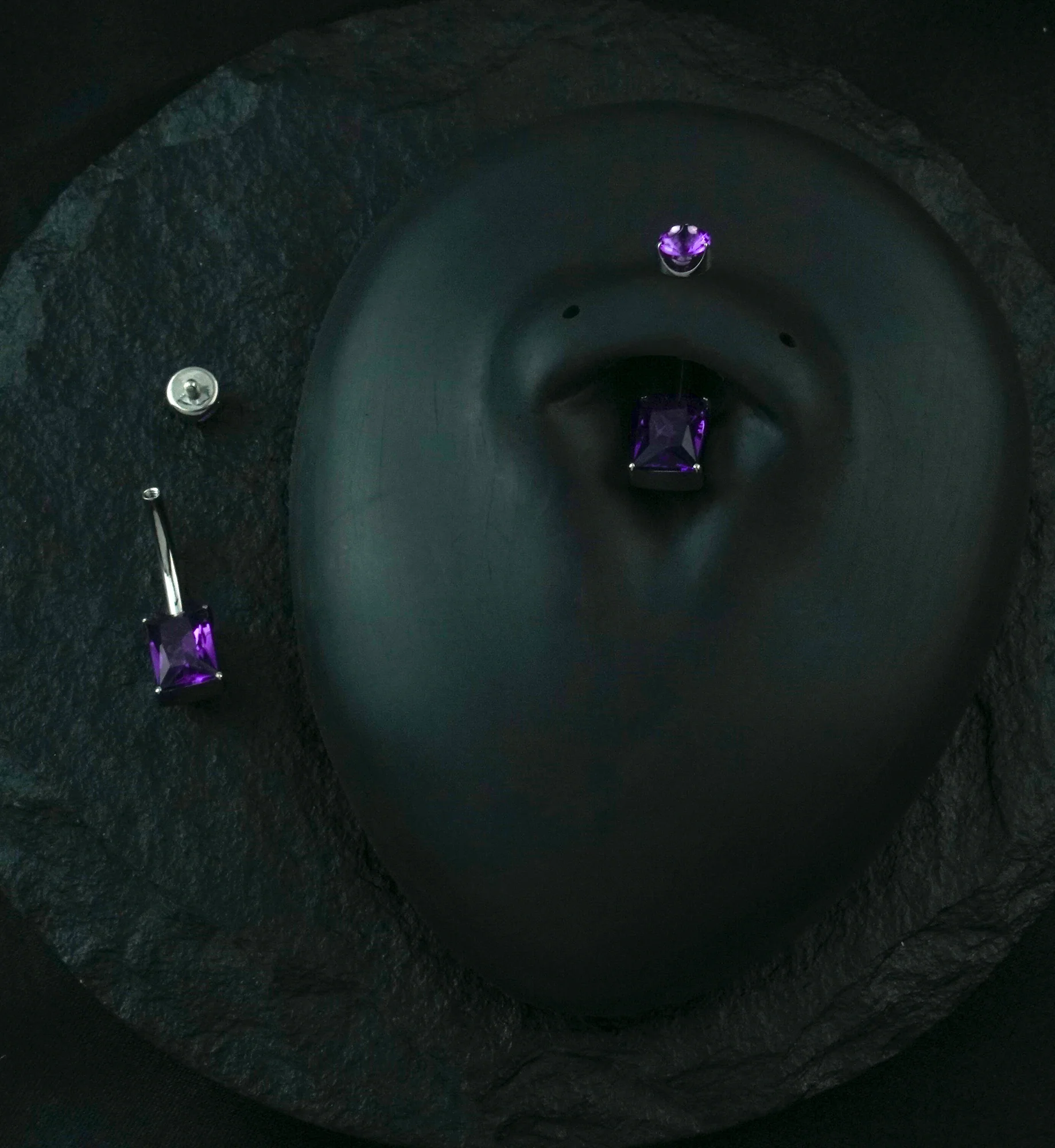Rectangle Amethyst Stone Titanium Internally Threaded Belly Button Ring - Image 2