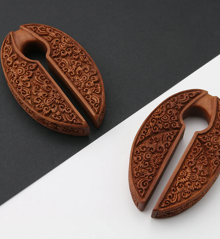 Rococo Saba Wooden Ear Weights - Image 2