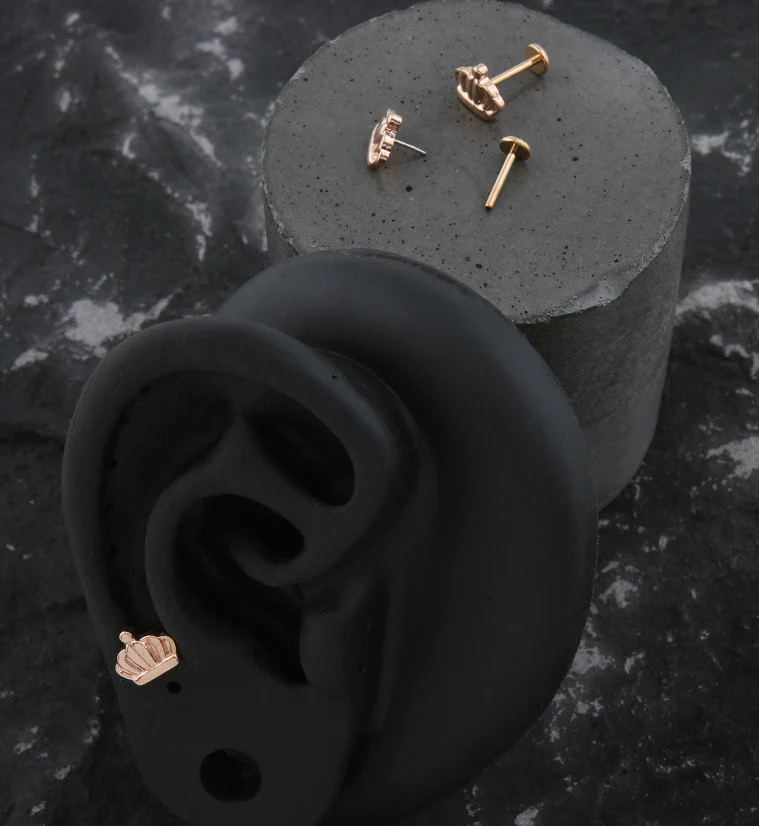 Rose Gold PVD Crown Threadless Titanium Labret - Image 2