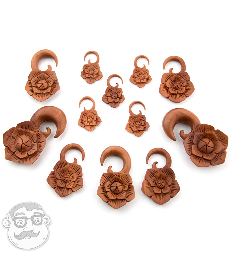 Saba Wooden Jasmine Flower Spiral Hangers - Image 3