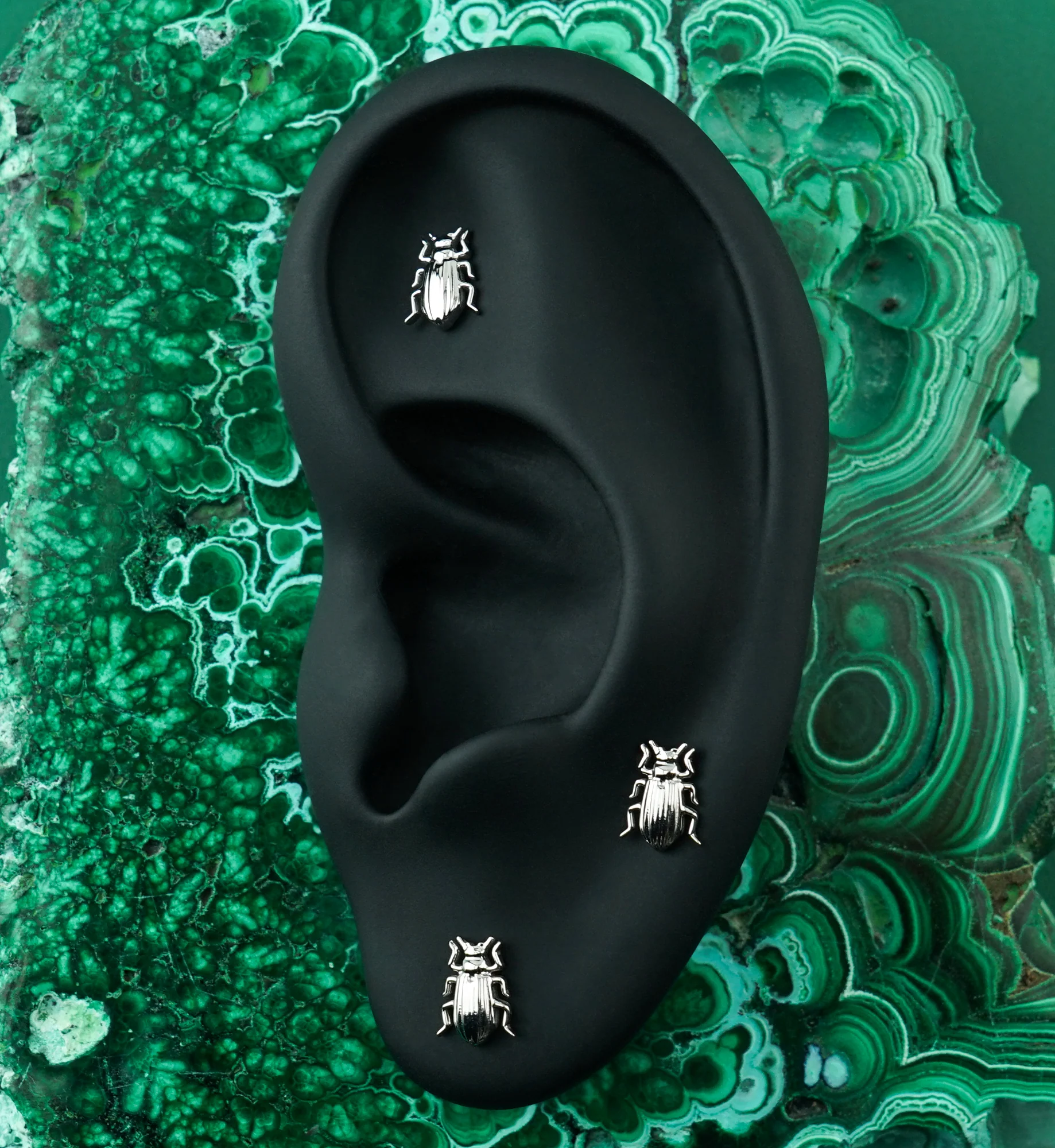 Scarab Titanium Threadless Top - Image 2