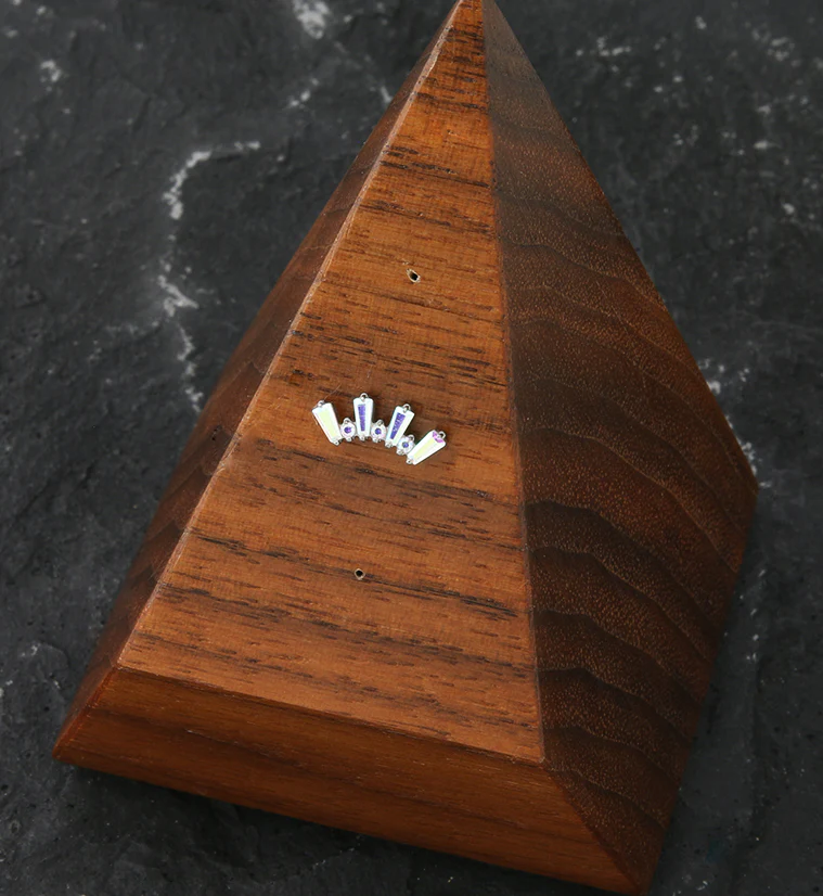 Sequential Rainbow Aurora CZ Threadless Titanium Top - Image 2