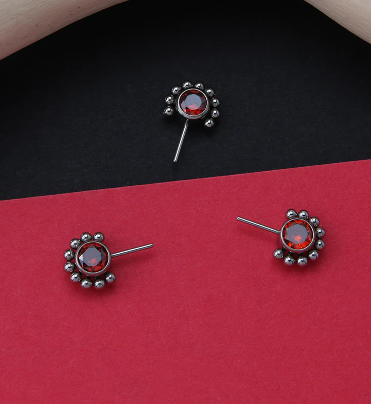 Side Facing Beaded Red CZ Titanium Threadless Top - Image 2