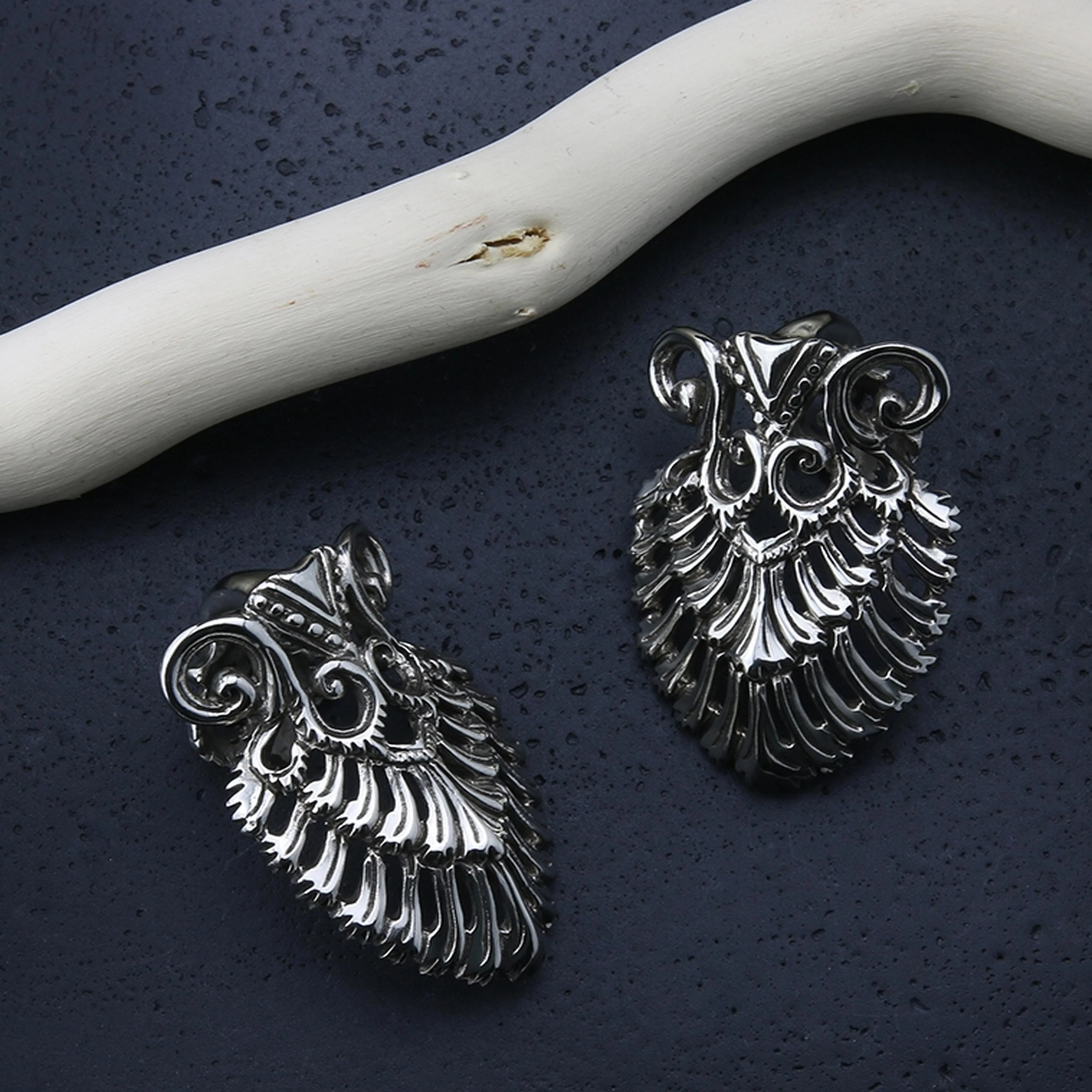 Sinuous White Brass Ear Weights - Image 3
