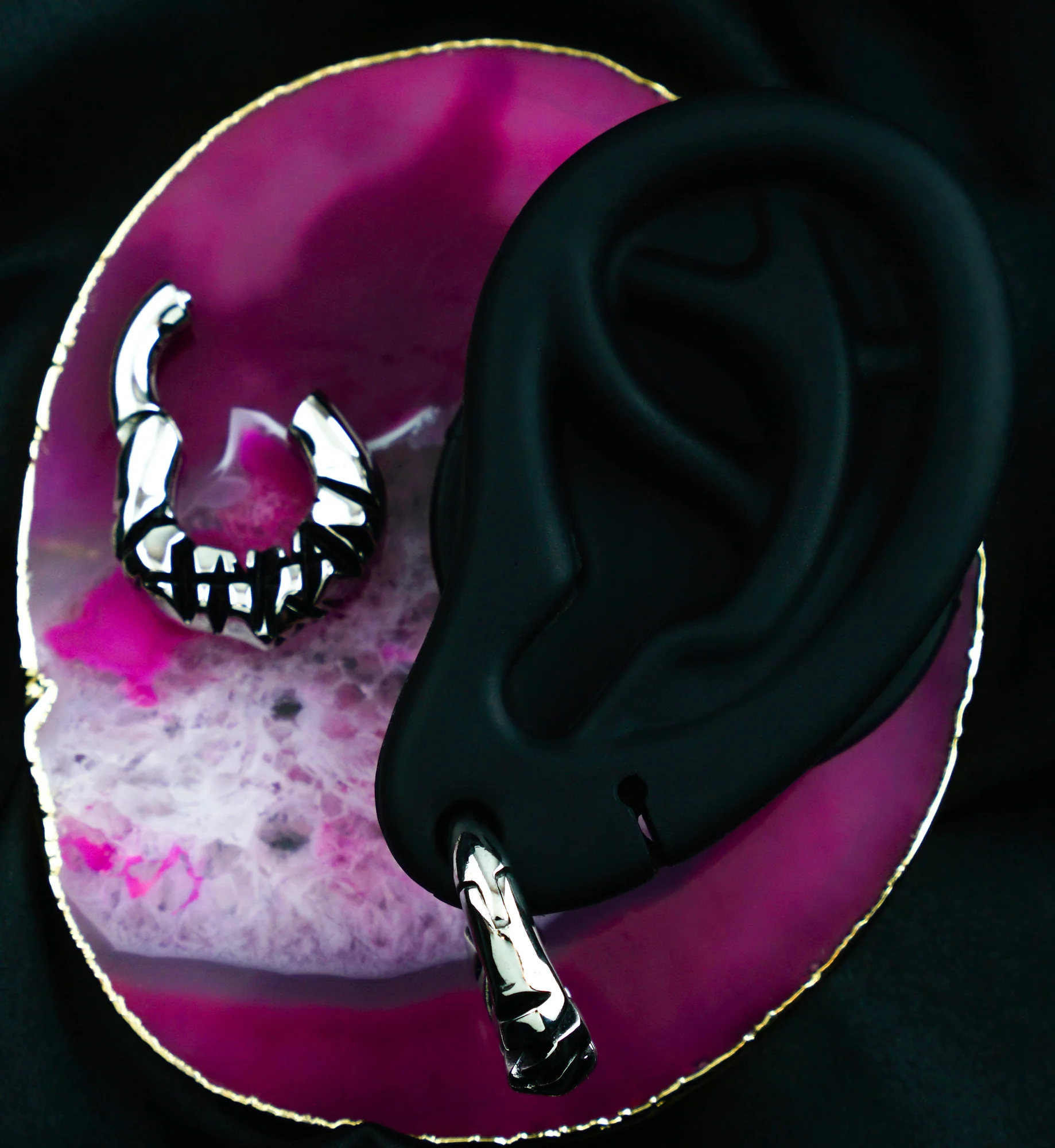 Slash Hinged Ear Weights - Image 3
