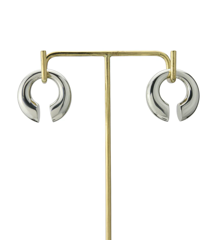 Small Keyhole White Brass Ear Weights - Image 4