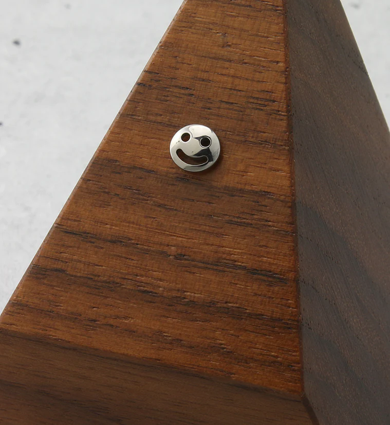 Smiley Threadless Titanium Top - Image 2