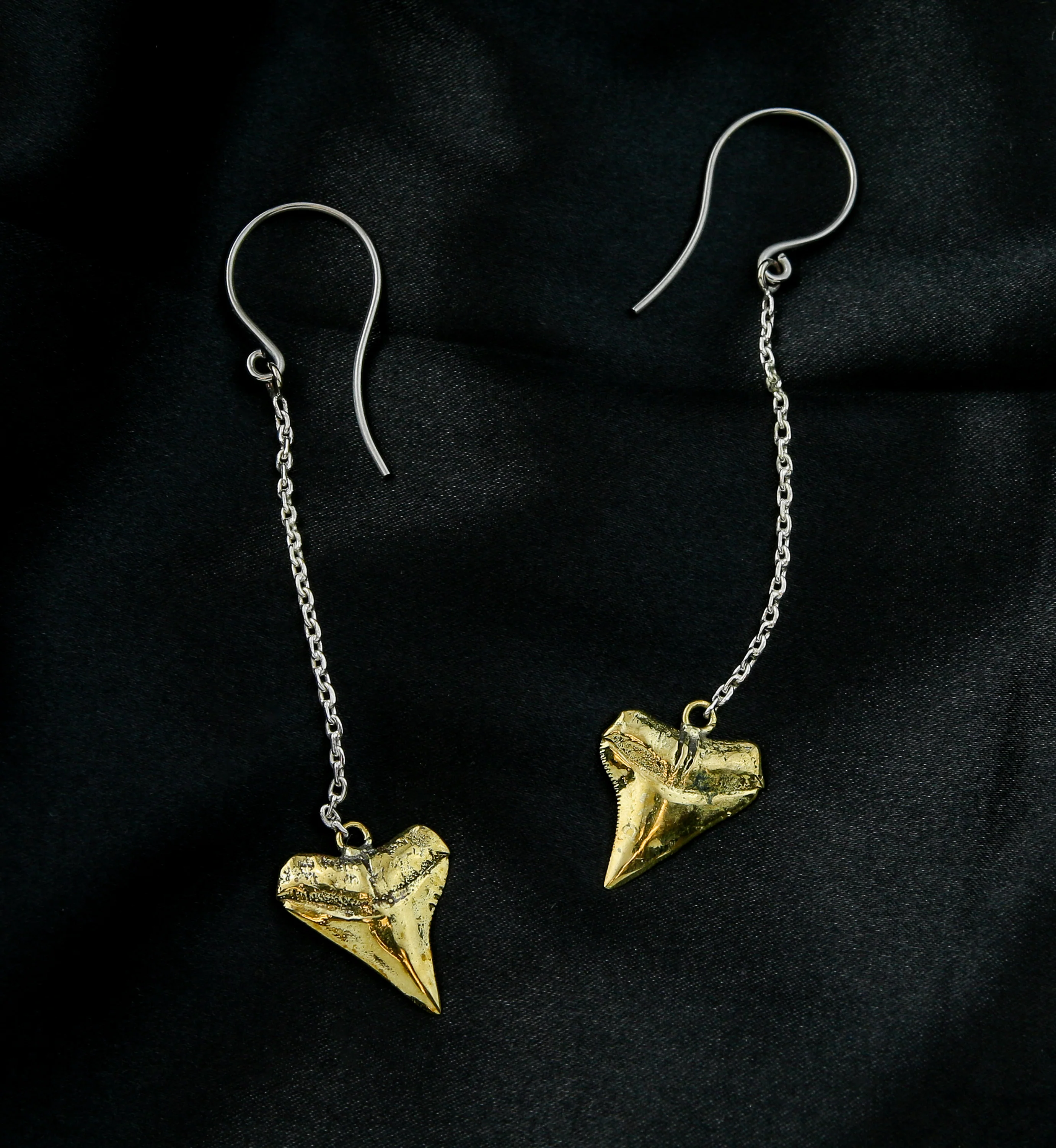 Shark Tooth Brass Dangle Chain Titanium Earrings - Image 2
