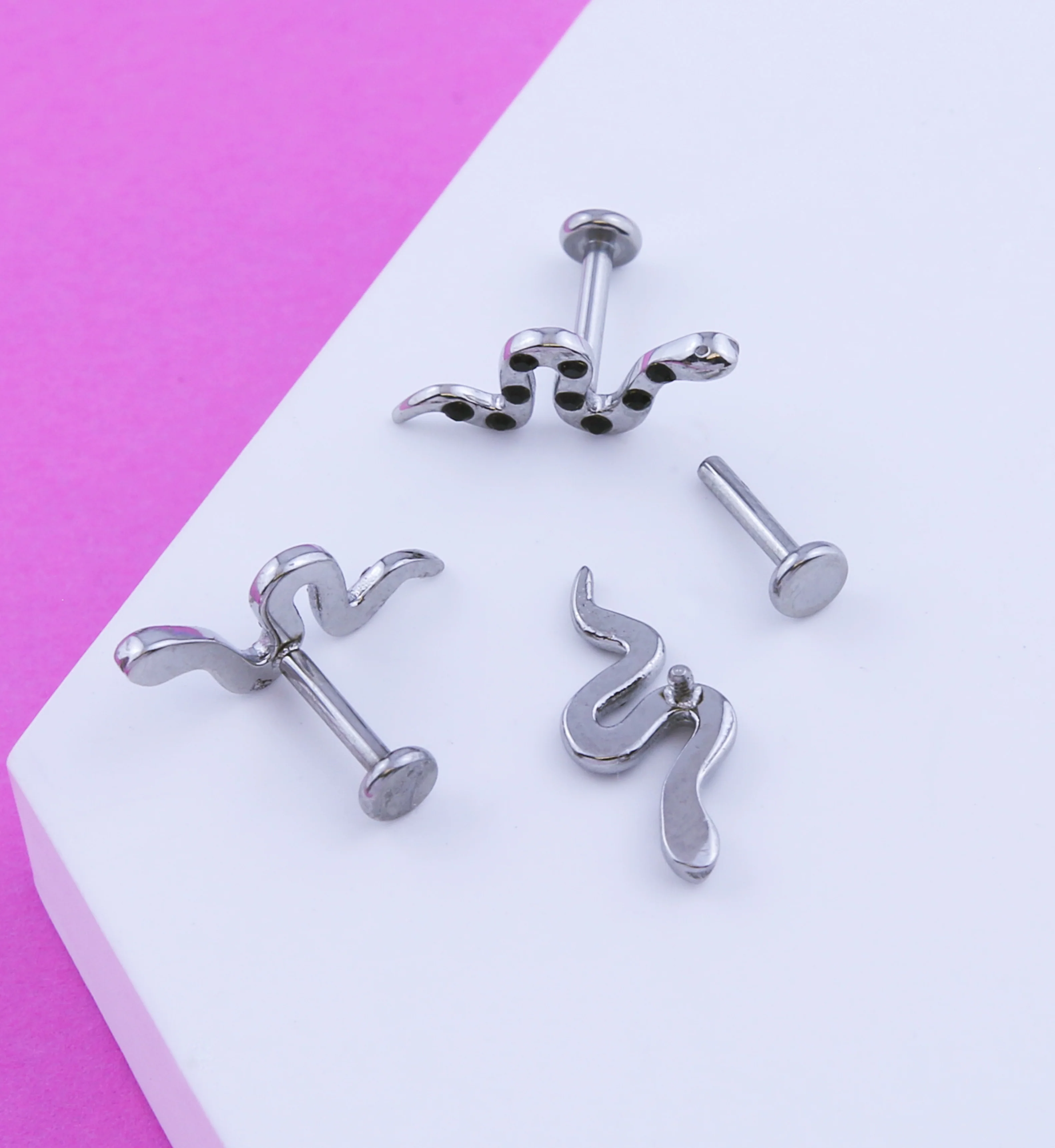Spotted Snake Black CZ Stainless Steel Internally Threaded Labret - Image 2