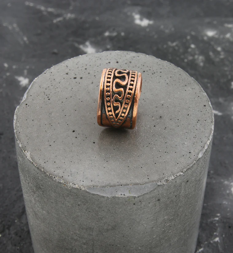 Sinuous Copper Ear Cuff - Image 2