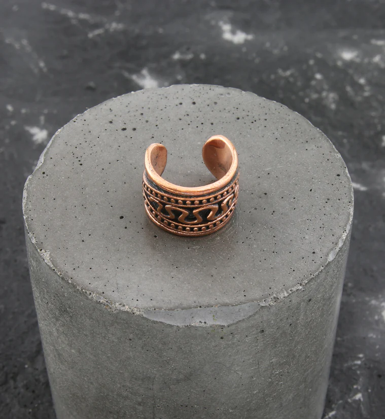 Sinuous Copper Ear Cuff - Image 3