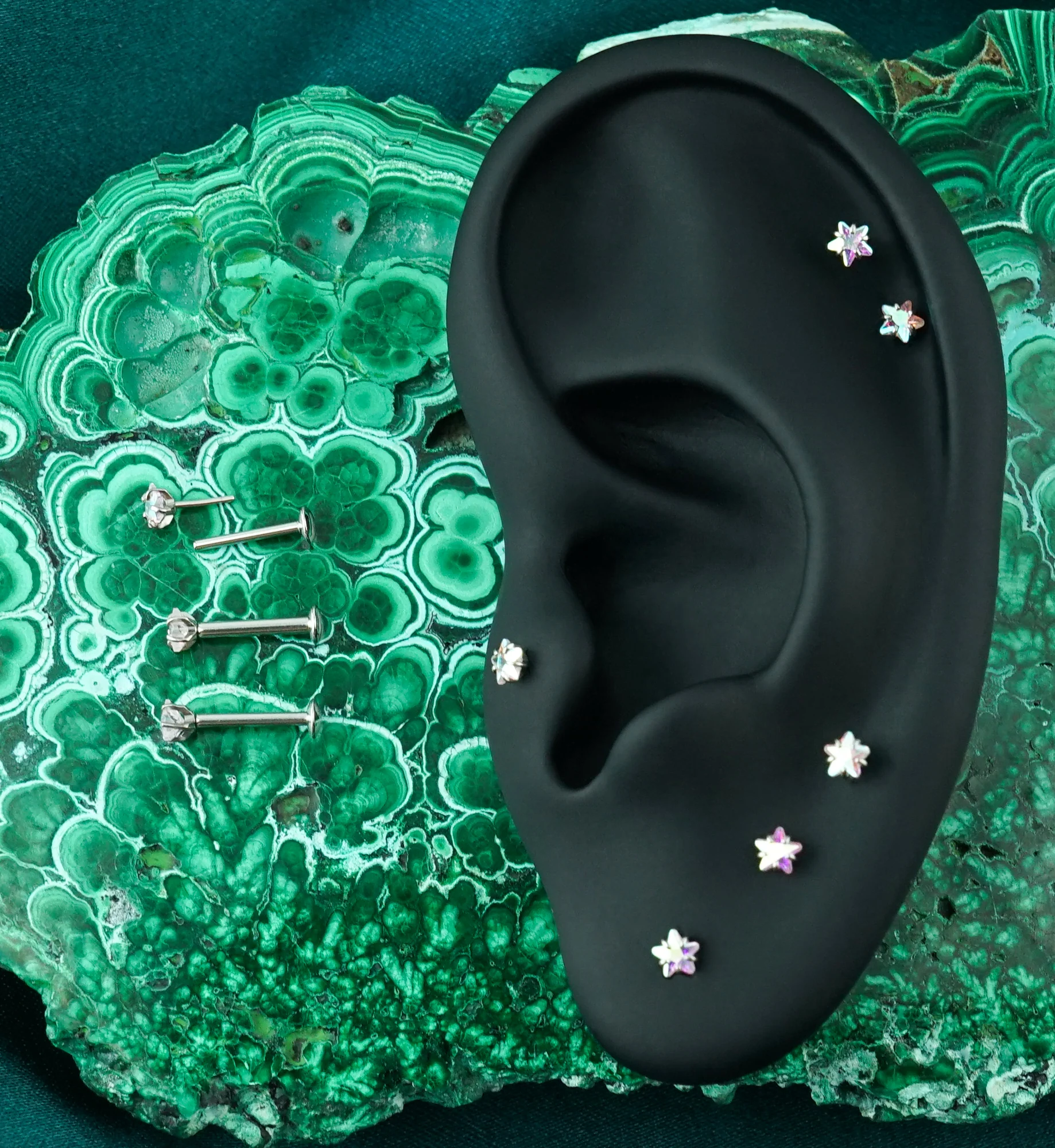 Star Prong Rainbow Aurora CZ Stainless Steel Threadless Convex Disk Labret - Image 2