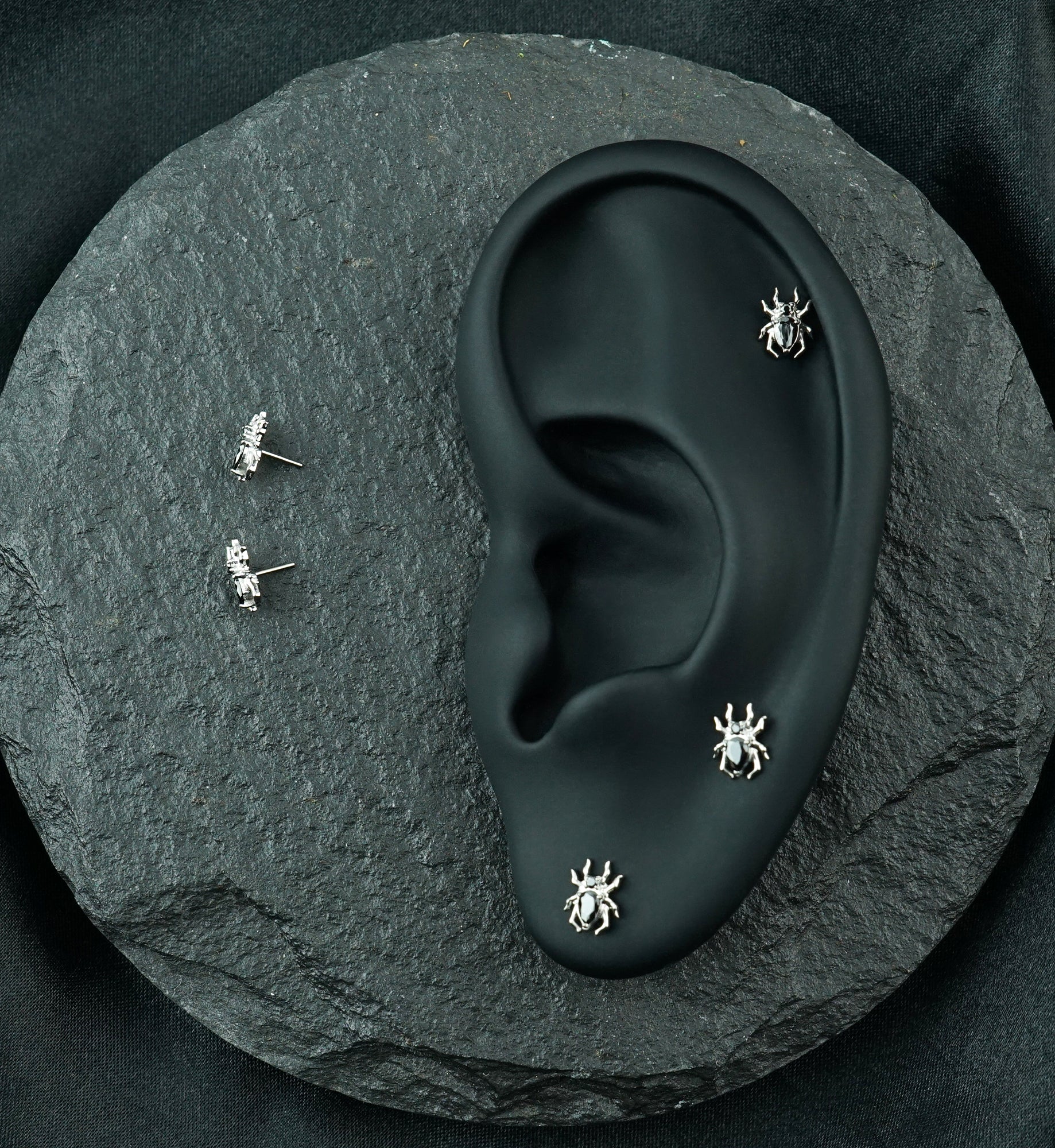 Tarantula Black CZ Titanium Threadless Top - Image 2