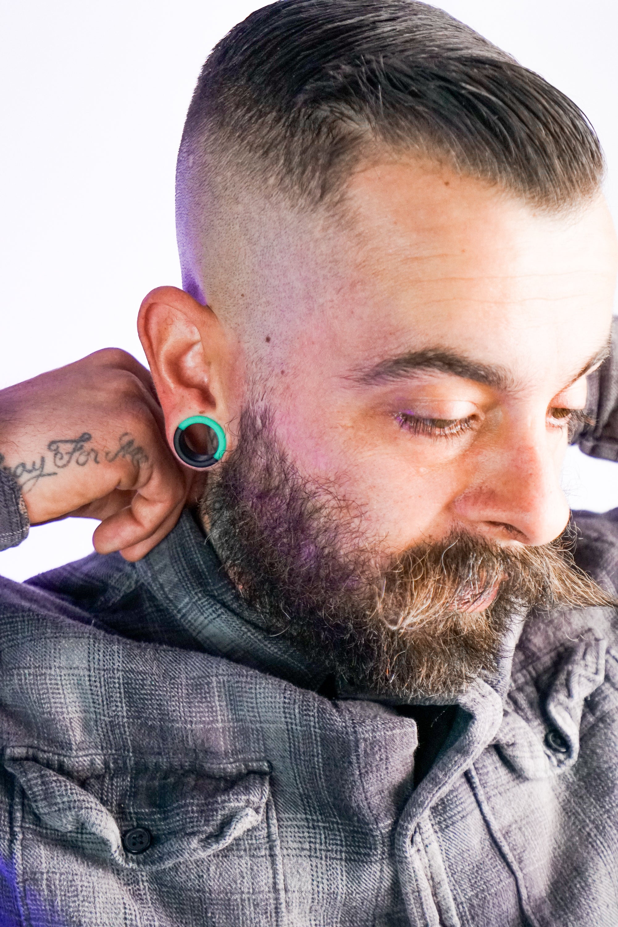 Teal And Black Double Flare Silicone Tunnel Plugs - Image 7