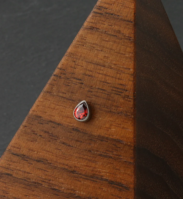 Teardrop Red CZ Threadless Titanium Top - Image 2