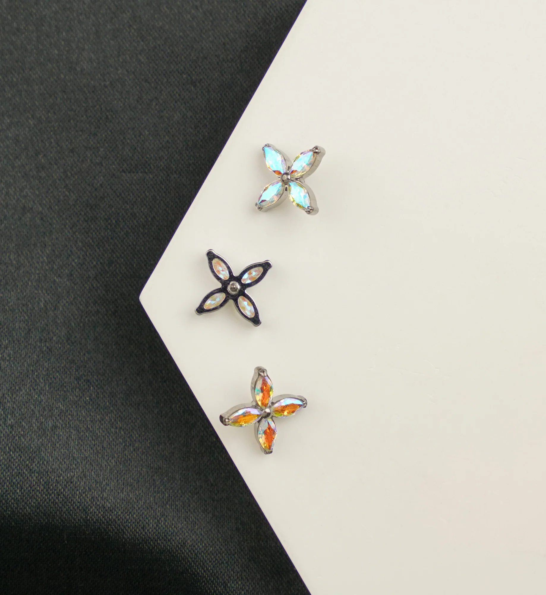 Tetrad Marquise Rainbow Aurora CZ Internally Threaded Titanium Top - Image 2