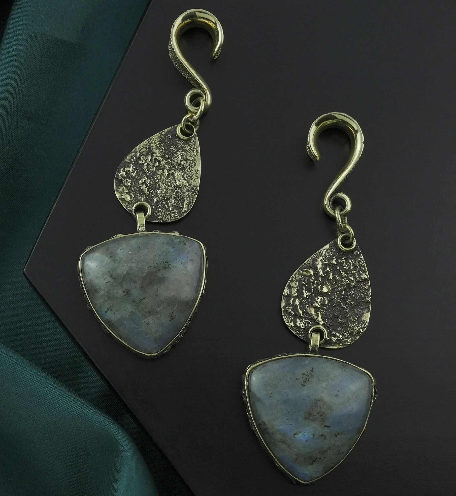 Dart Labradorite Stone Hanging Brass Ear Weights - Image 2