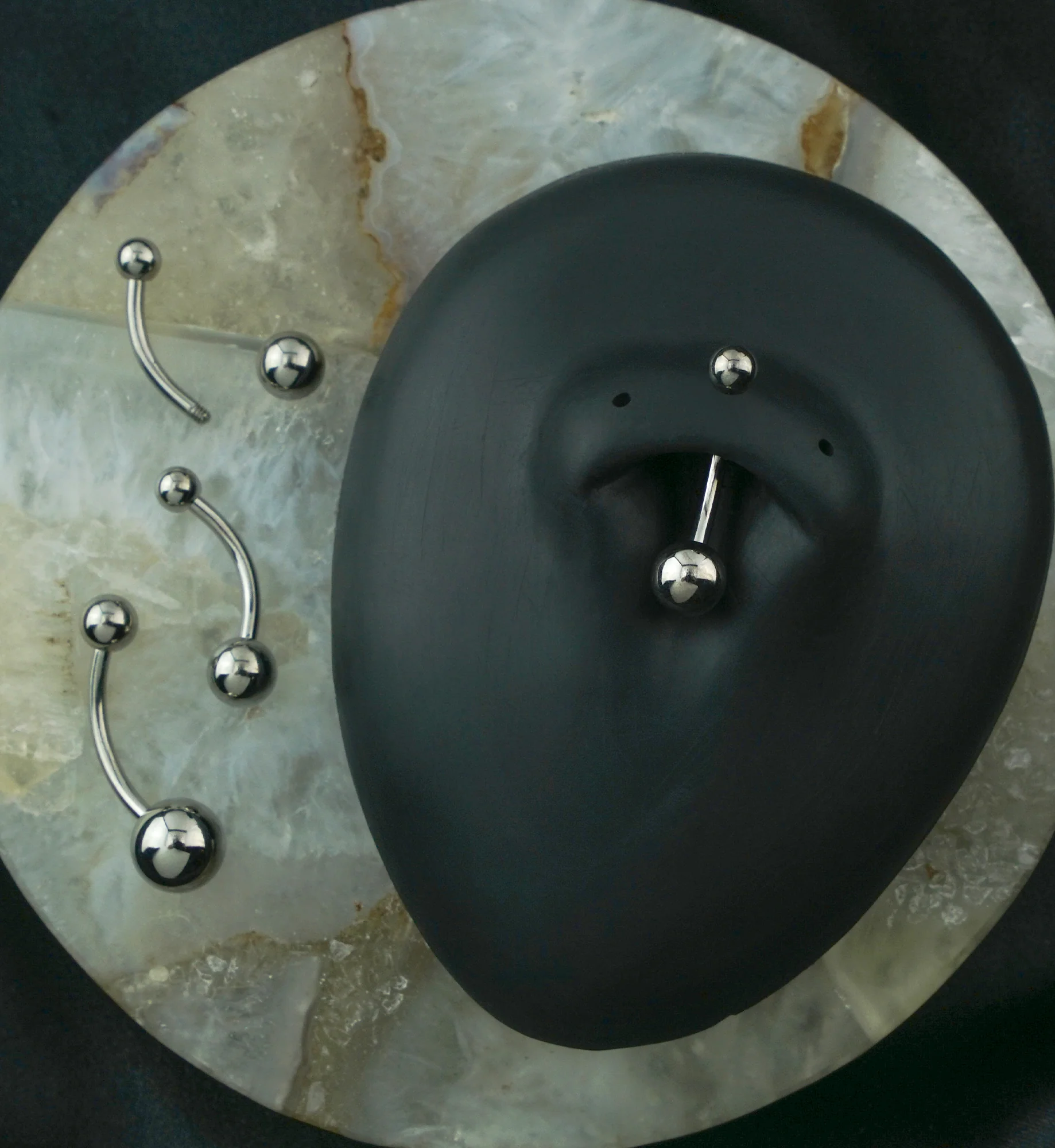 Titanium Belly Button Ring - Image 2