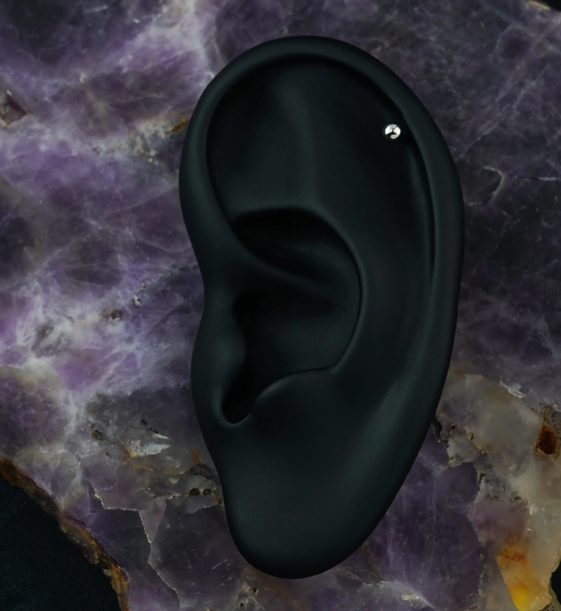 Titanium Flatback Labret Stud - Image 2