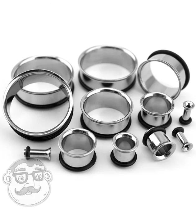 Titanium Single Flare Tunnel Plugs - Image 3