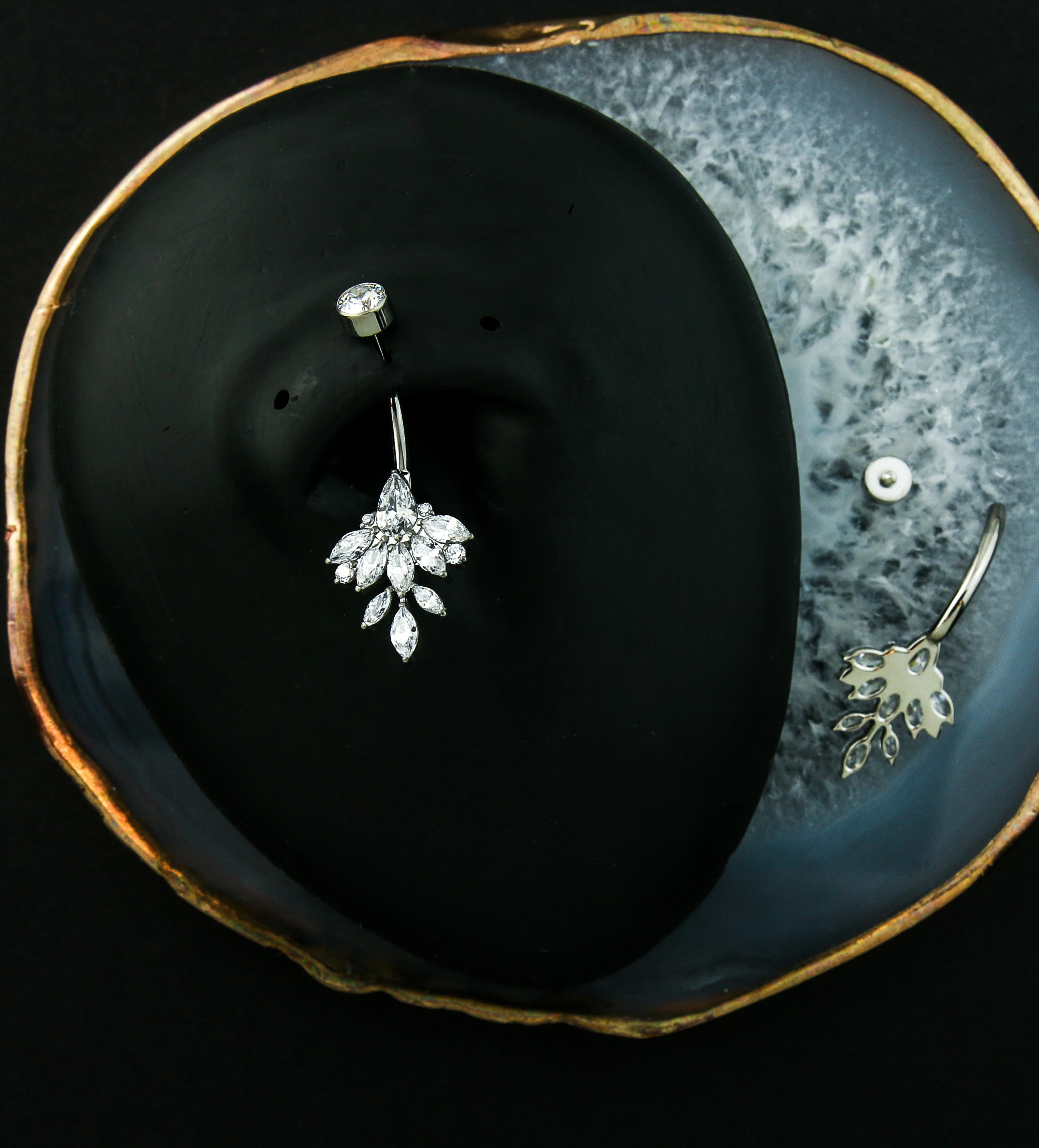Triangle Marquise Leaf Clear CZ Internally Threaded Titanium Belly Button Ring - Image 2