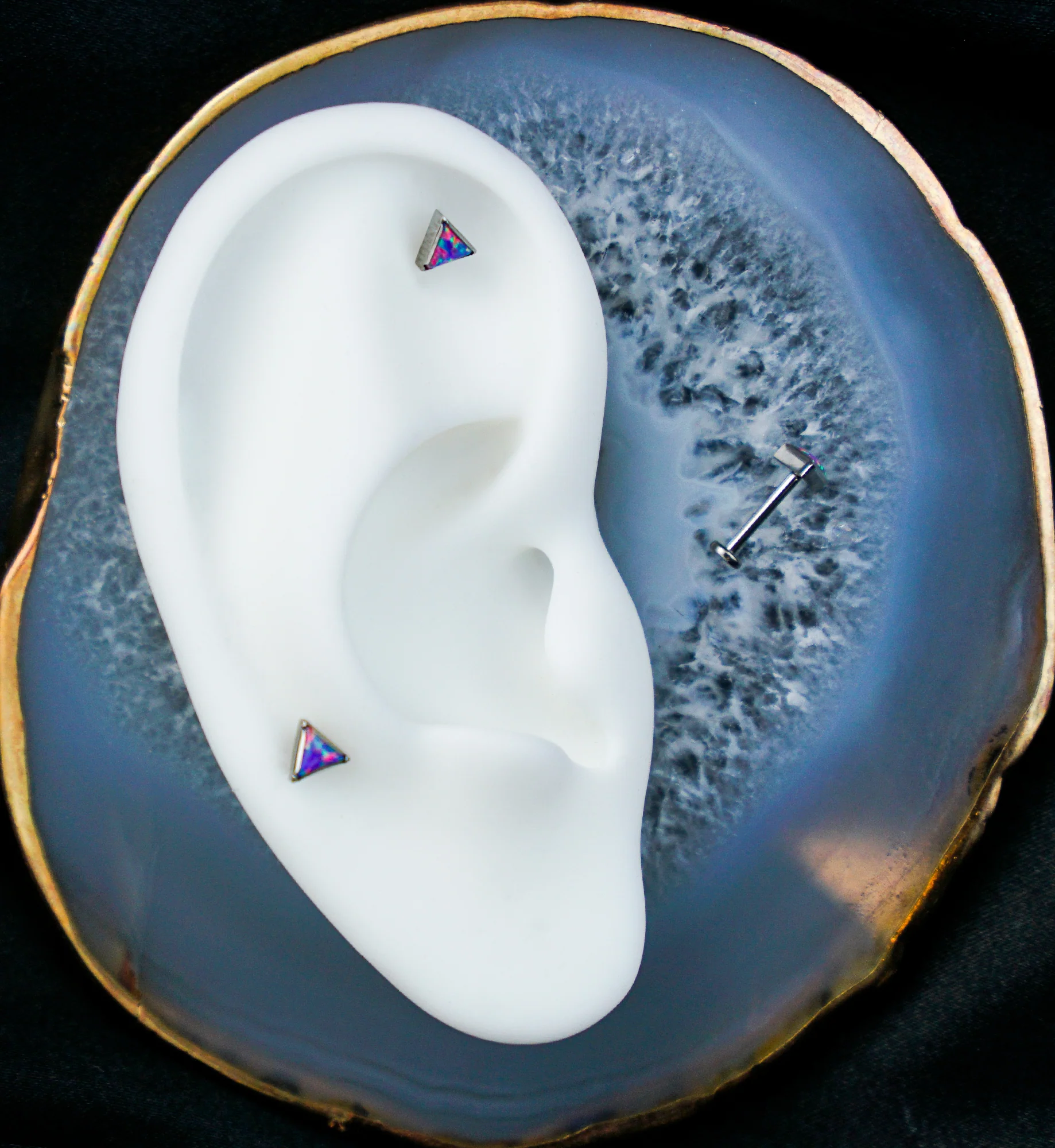 Triangle Purple Opalite Titanium Threadless Labret - Image 2
