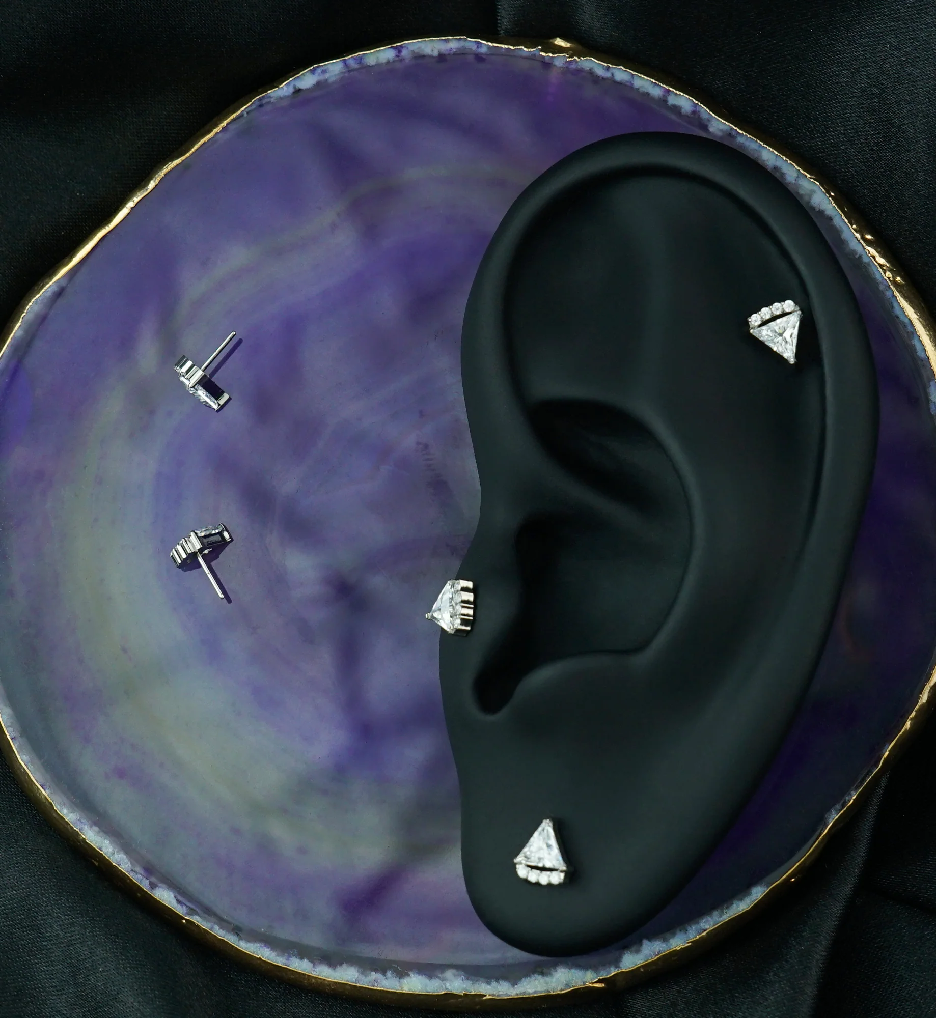 Triangle Slice Clear CZ Titanium Threadless Top - Image 2