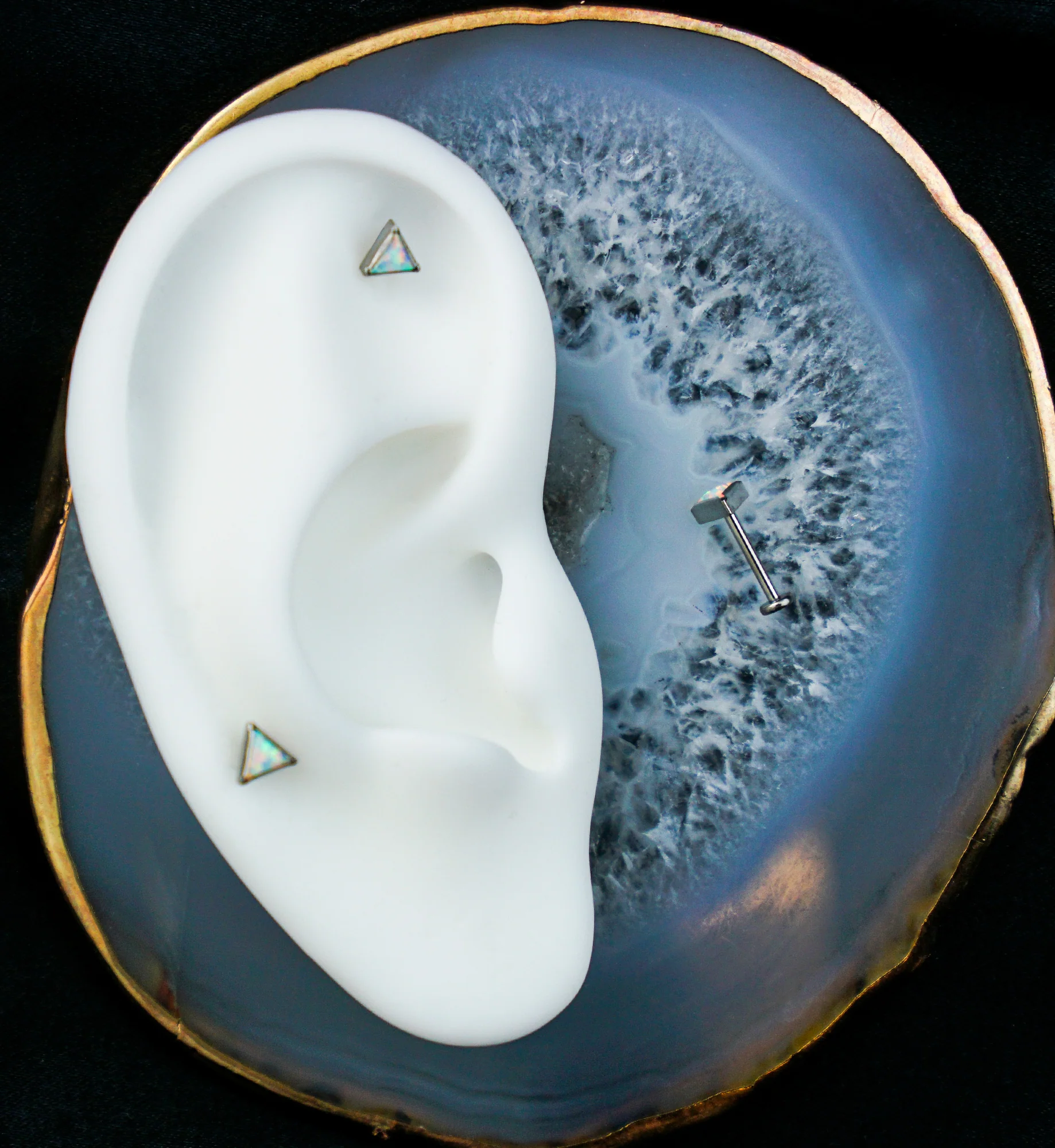Triangle White Opalite Titanium Threadless Labret - Image 2