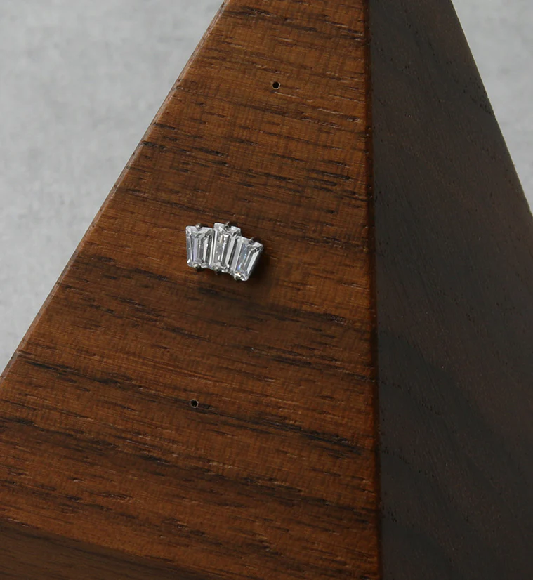 Trinal CZ Threadless Titanium Top - Image 3