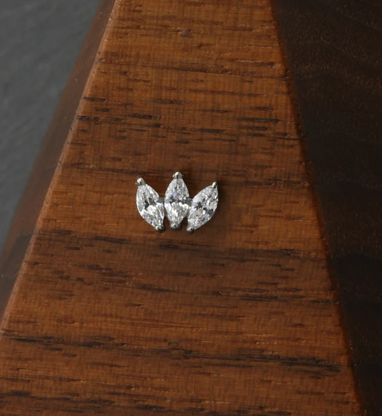 Triple Empress CZ Threadless Titanium Top - Image 2