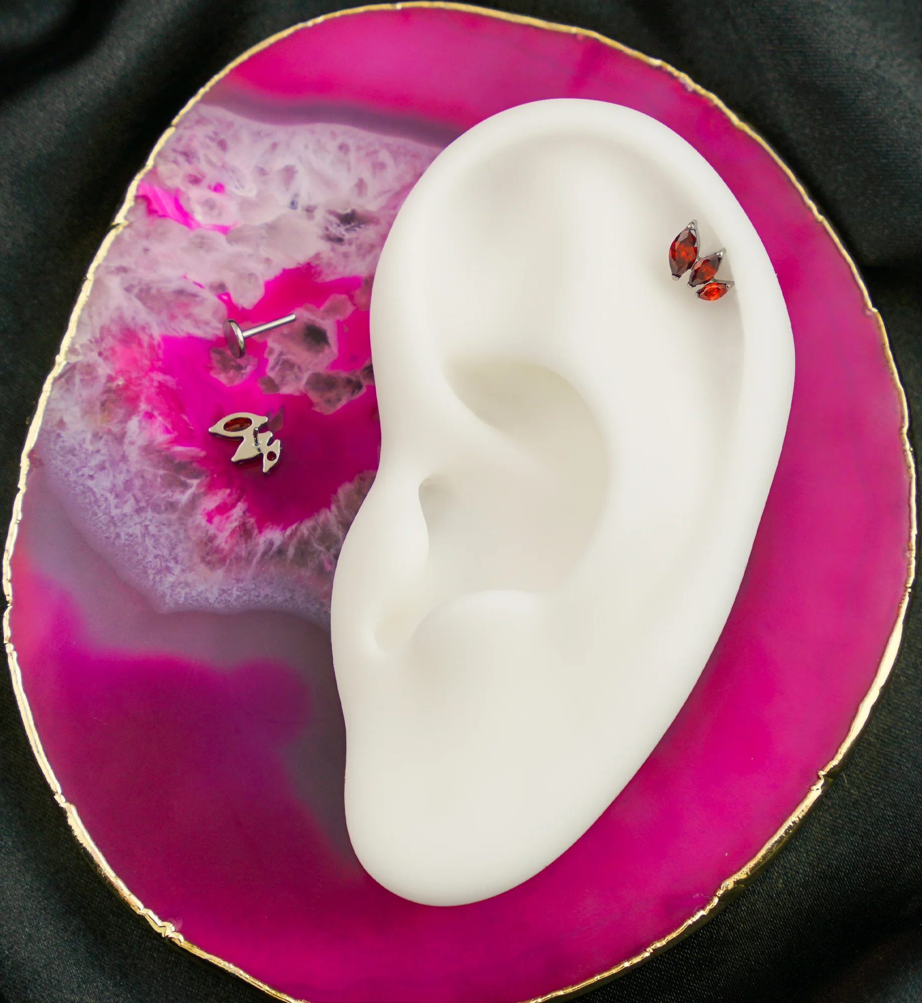 Triple Marquise Red CZ Titanium Threadless Labret - Image 3