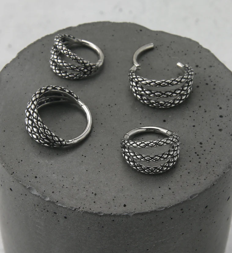 Triple Scales Hinged Segment Ring - Image 2