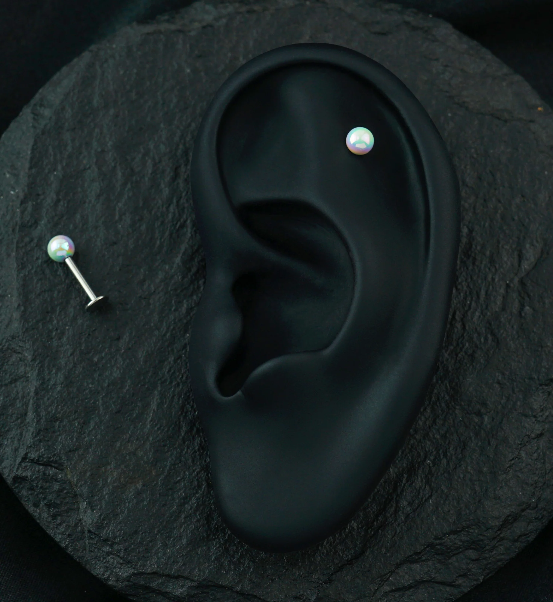 White Ory Stainless Steel Labret - Image 2
