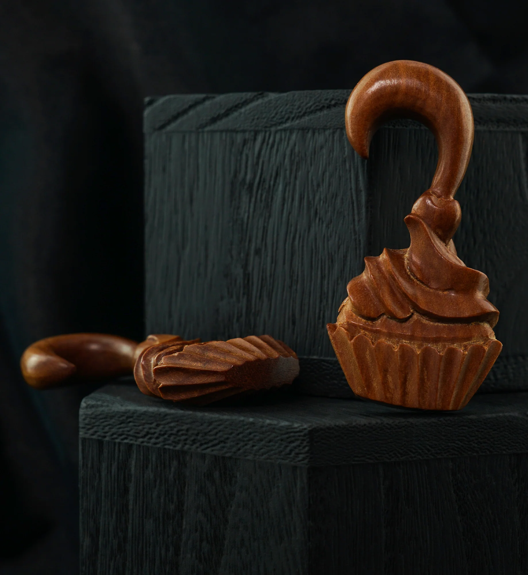 Wooden Cupcake Hangers - Image 2
