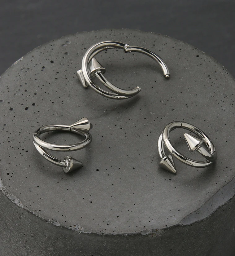 Wrap Double Spike Titanium Hinged Segment Ring - Image 2